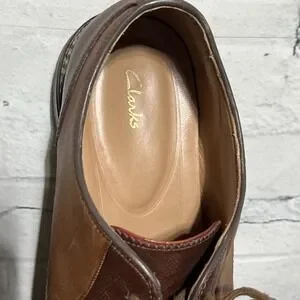Clarks Shoes Mens Size 9 Brown Two Tone Leather Saddle Oxford Lace Up Casual Clarks | Shoes | Clarks Mens Sz 9 Lace Up Tan Brown Two Tone  main image 4